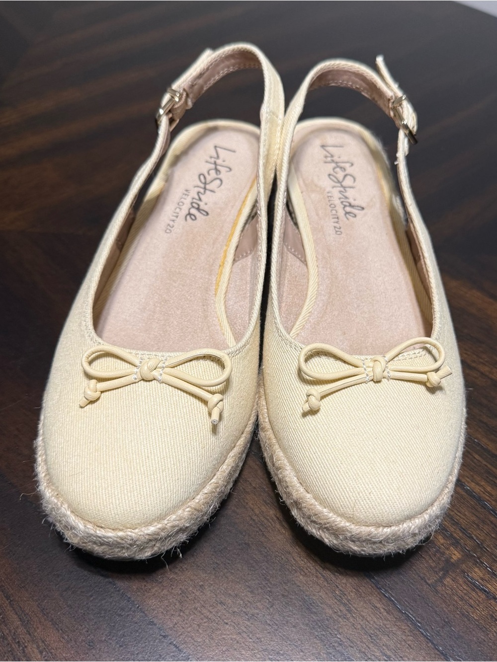 Lifestride Keepsake Wedge Size 8Wide Butter color